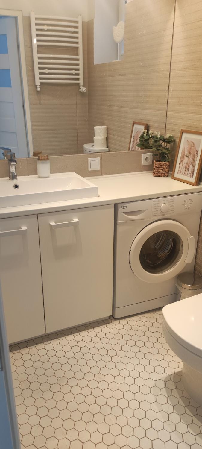 Toilet, Bathroom, washing machine