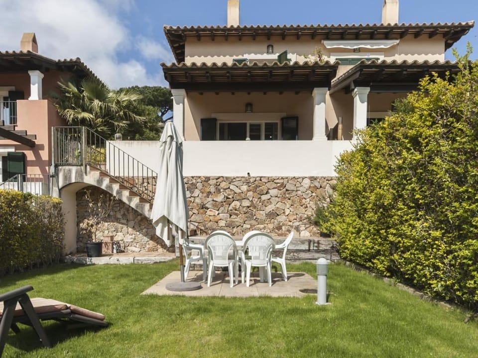 Garden, Balcony/Terrace