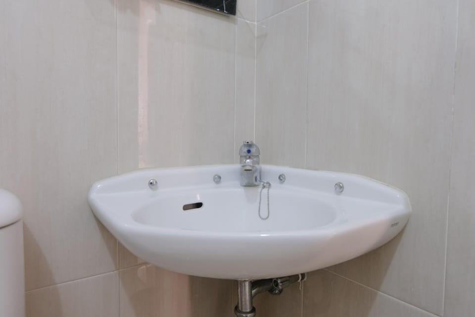 Spacious Studio with Extra Room at Grand Asia Afrika Apartment By Travelio Apartment in Bandung