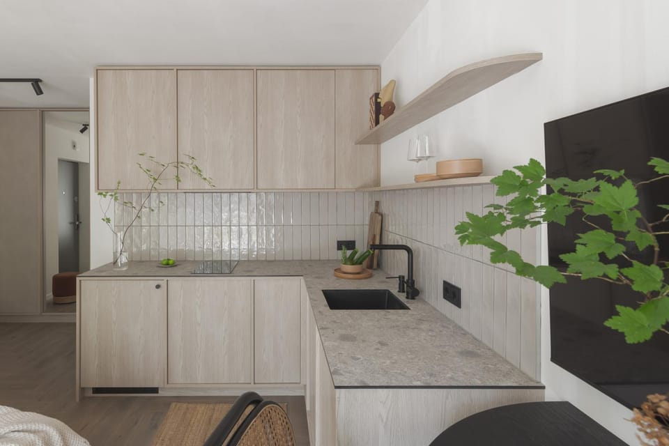 Kitchen or kitchenette