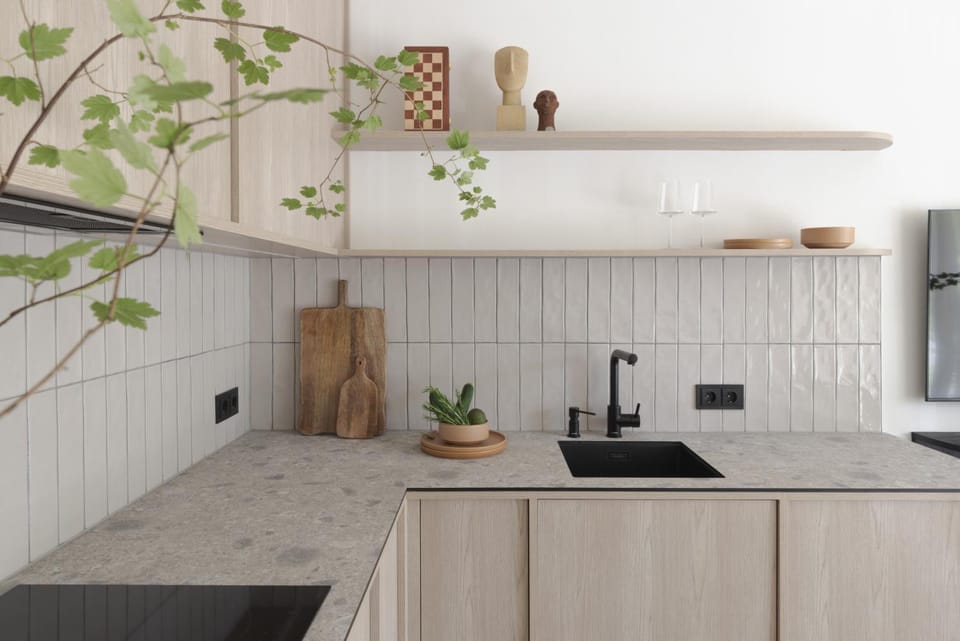 Kitchen or kitchenette