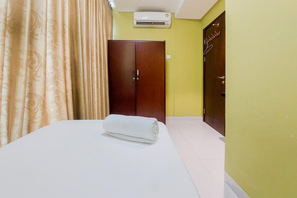 Comfort 2BR at Brooklyn Alam Sutera Apartment By Travelio Apartment in Indonesia