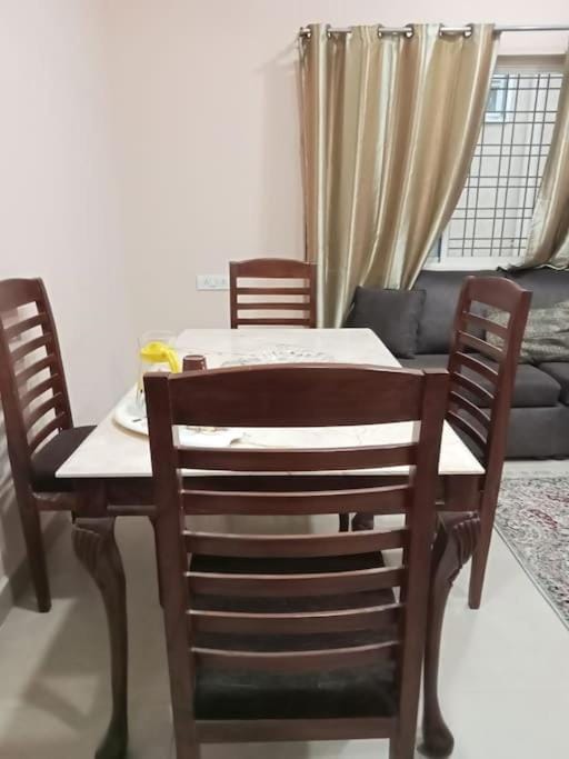 6BHK AC Home for families in Prime Loc Hyderabad Villa in Hyderabad