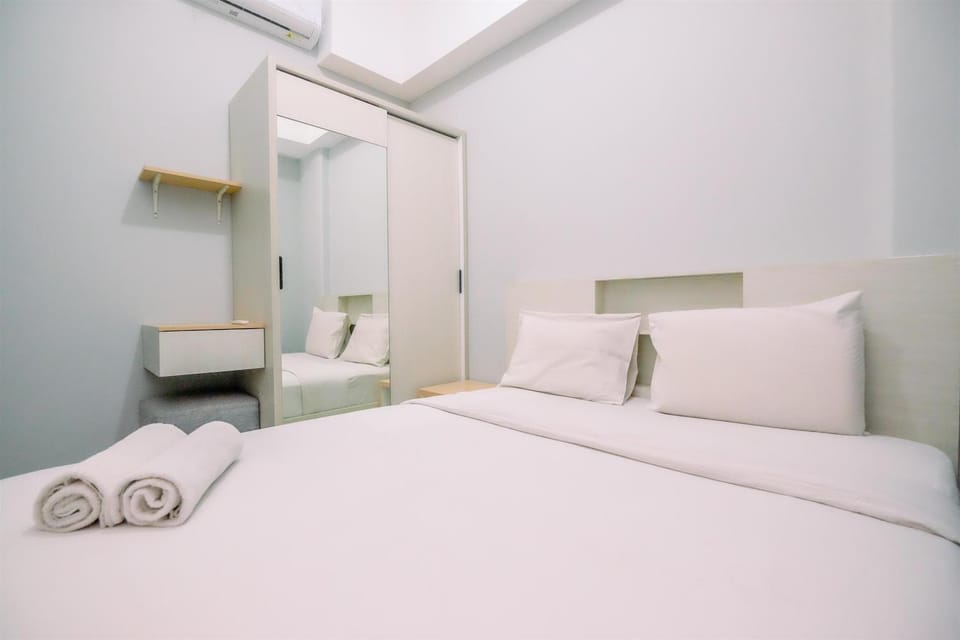 Well Furnished and Comfy 2BR at Royal Heights Apartment By Travelio Apartment in West Java