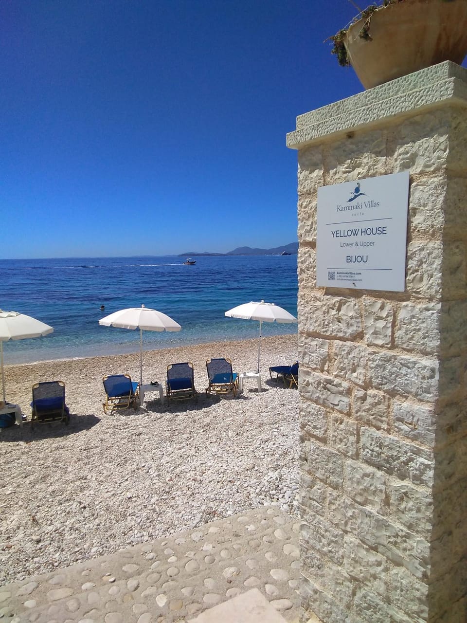 Yellow House Lower,Beachfront, Nissaki, Kaminaki beach Villa in Corfu, Greece