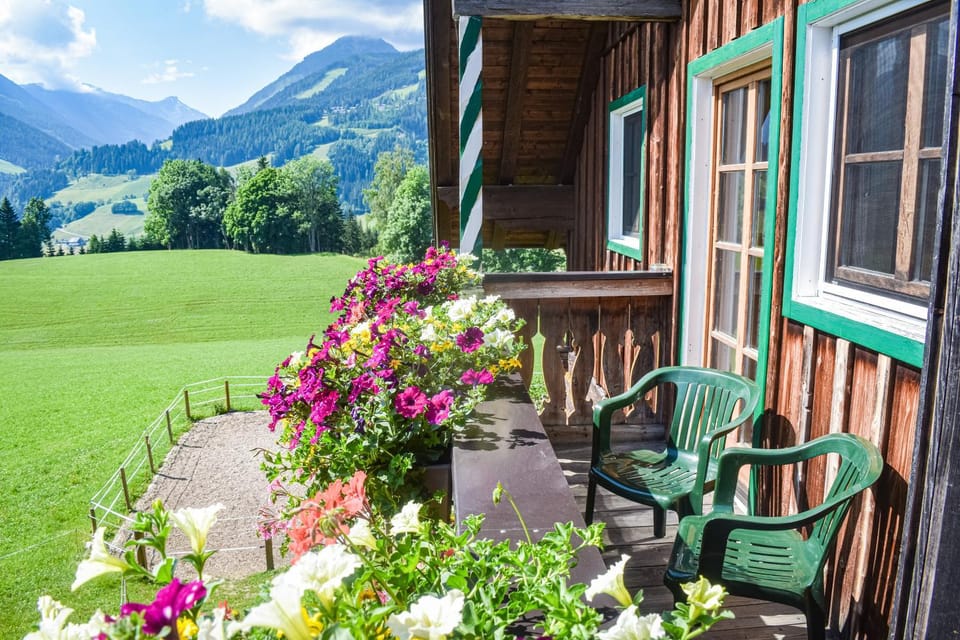Balcony/Terrace, Garden view, Mountain view