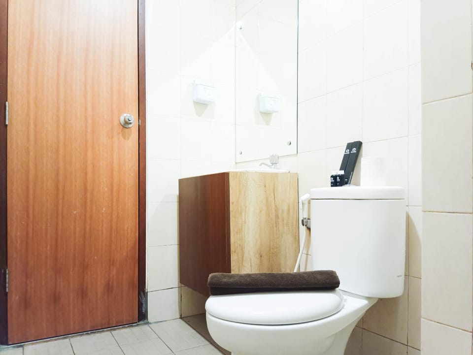 Toilet, Bathroom