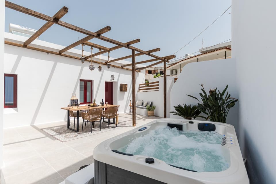 Yria Traditional House House in Naxos, Naxos and Lesser Cyclades, Greece