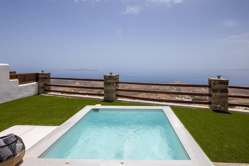 Felicia Exclusive Villa - Private Pool Villa in Decentralized Administration of the Aegean