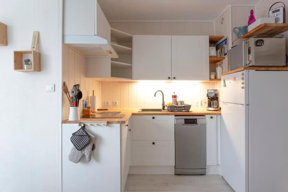 Chez Laurence - Élégant appartement climatisé avec wifi et parking Apartment in La Grande-Motte