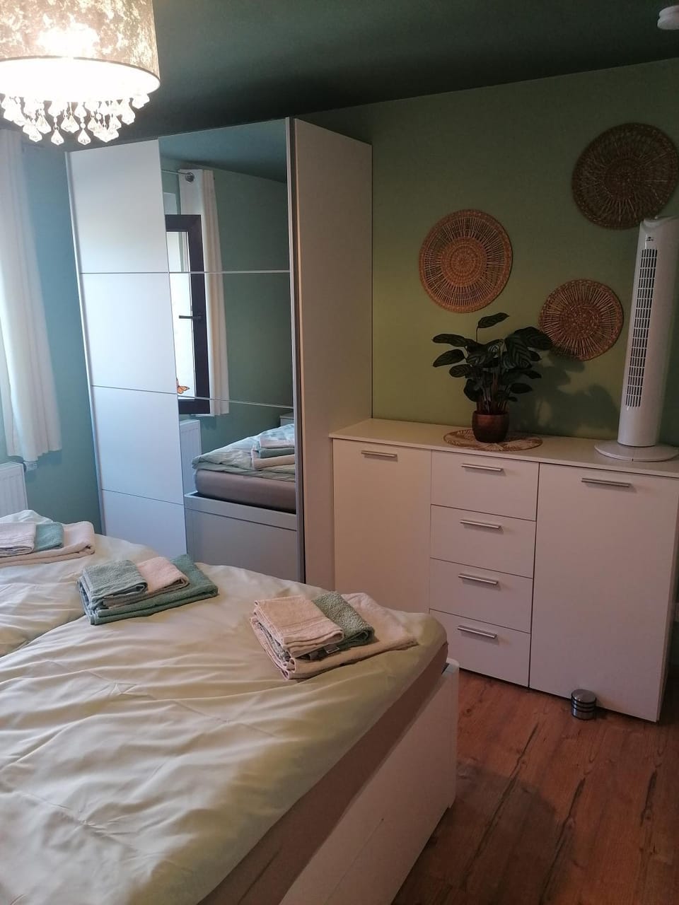 Bed, Bedroom, wardrobe