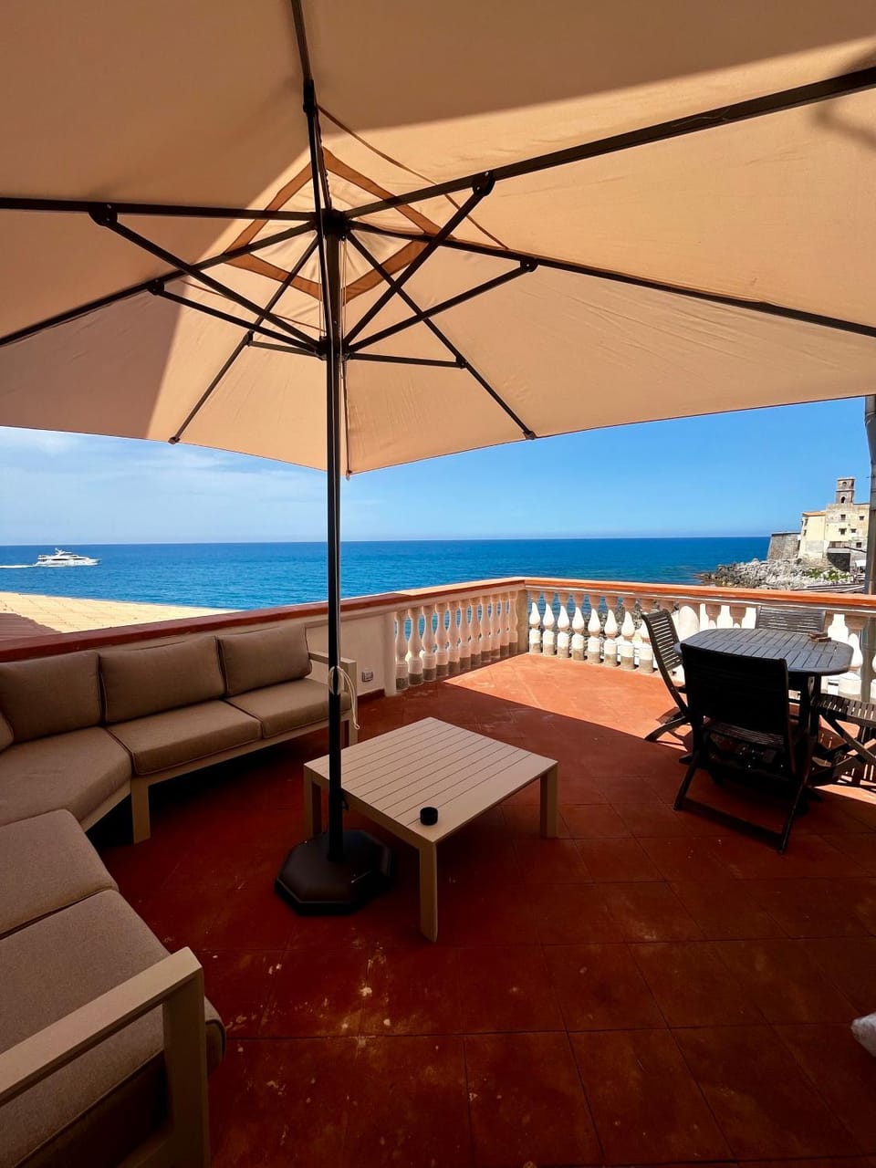 Day, Natural landscape, View (from property/room), Balcony/Terrace, Balcony/Terrace, Dining area, Sea view