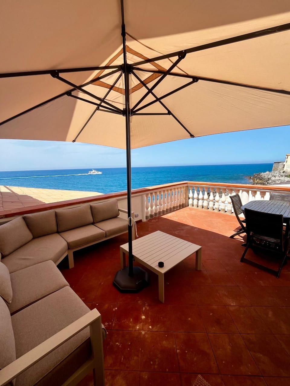 Natural landscape, View (from property/room), Balcony/Terrace, Balcony/Terrace, Sea view