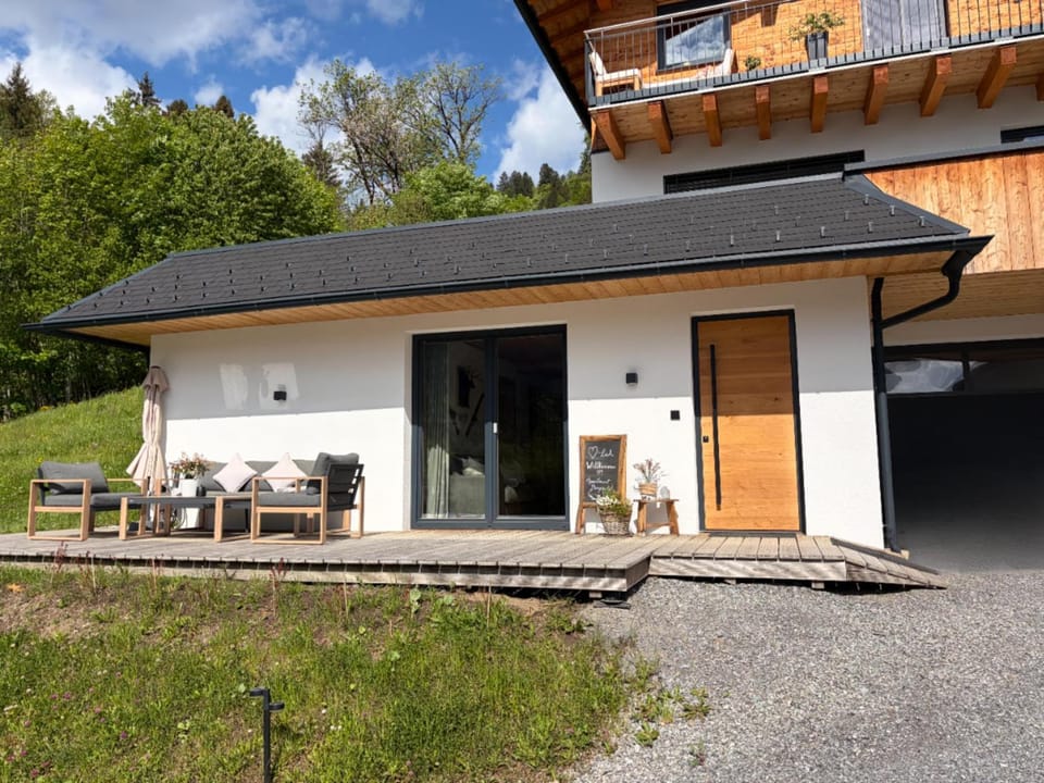 Property building, Spring, Day, Garden view