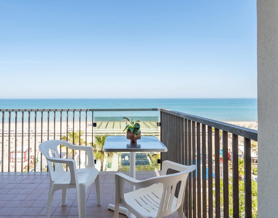 Hotel Tropic - Fronte Mare Hotel in Riccione