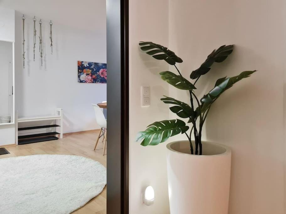 Sweet Home, Central & Quiet Apartment in Munich
