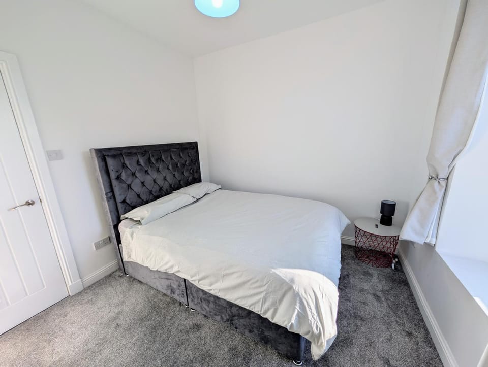 Happy Valley Apartment in England