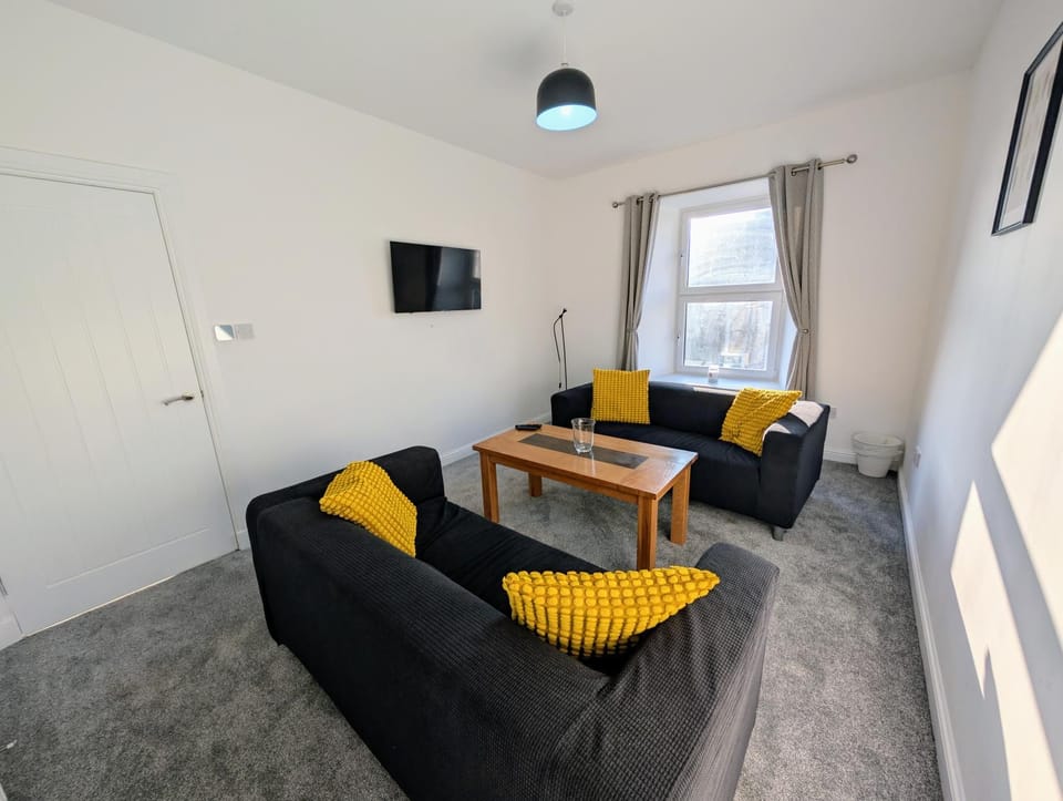 Happy Valley Apartment in England