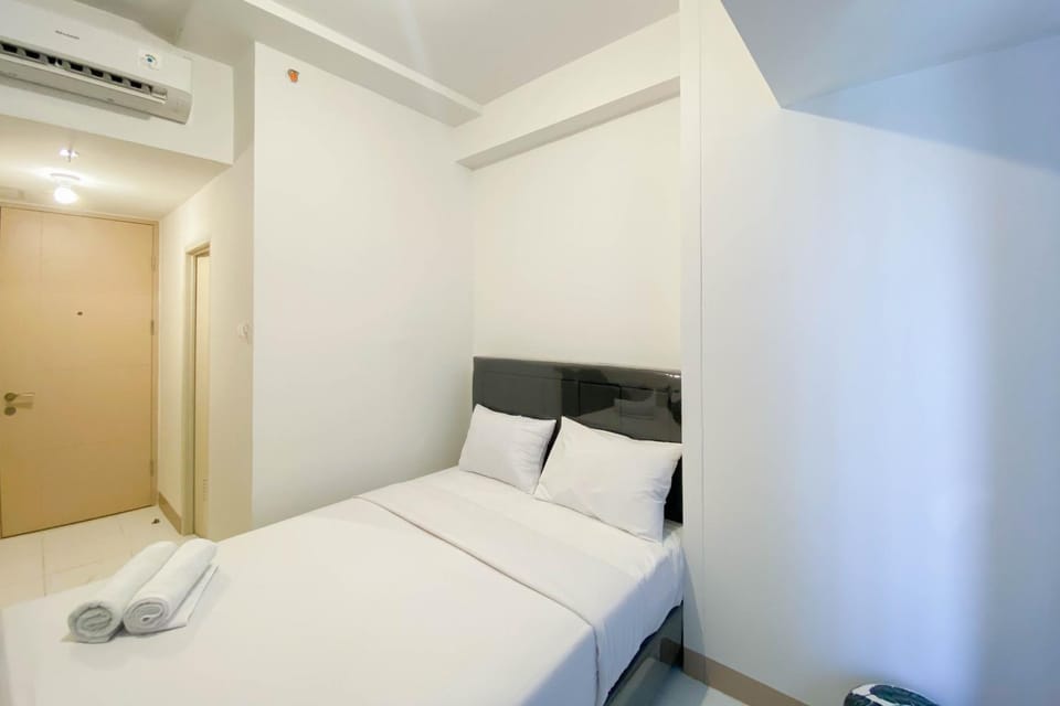 Studio Furnished with Comfort Design at Tokyo Riverside PIK 2 Apartment By Travelio Apartment in West Java