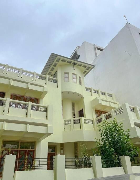 Serene Stays at Varanasi - 1bhk Luxury VIlla Vacation rental in Varanasi