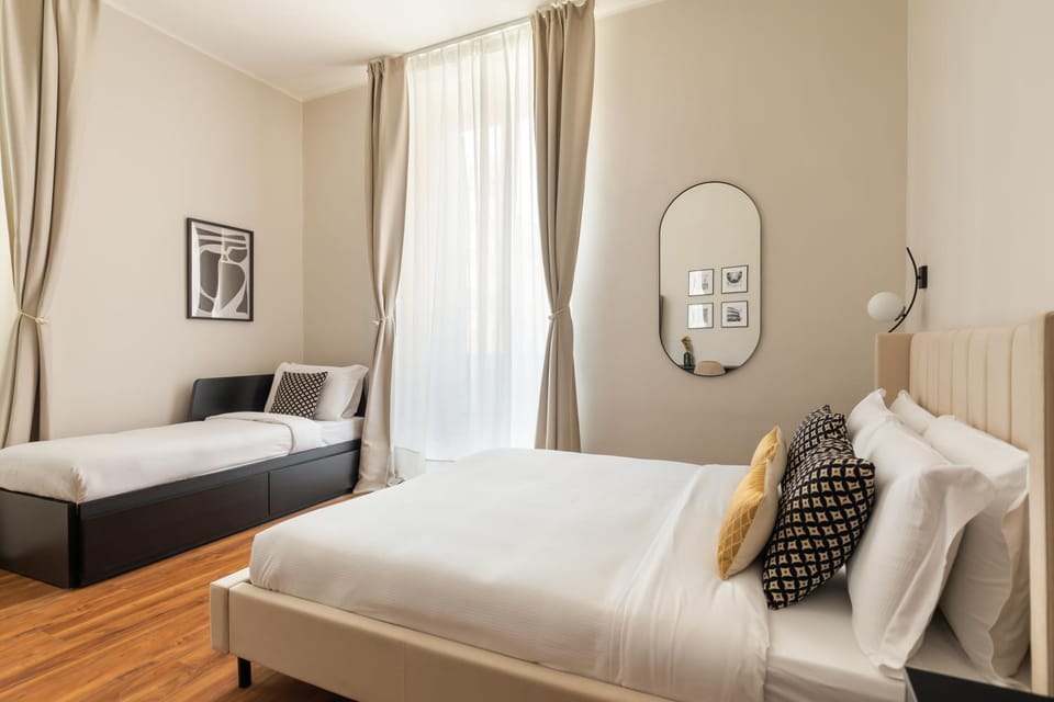 Bed, Photo of the whole room, Bedroom