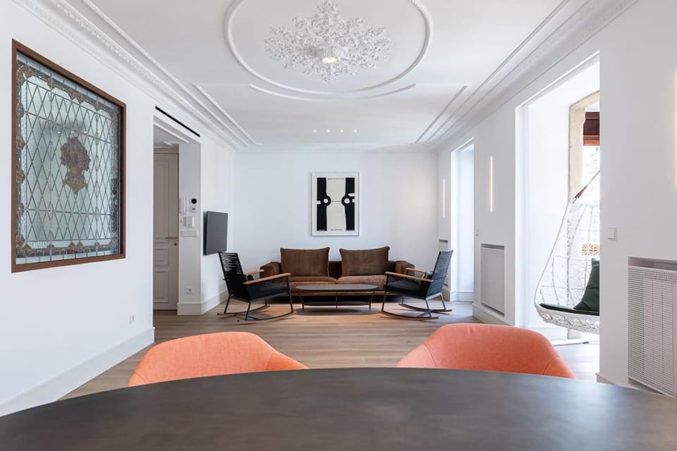 "The Whale" new, ac, design, spacious City Centre Apartment in San Sebastian