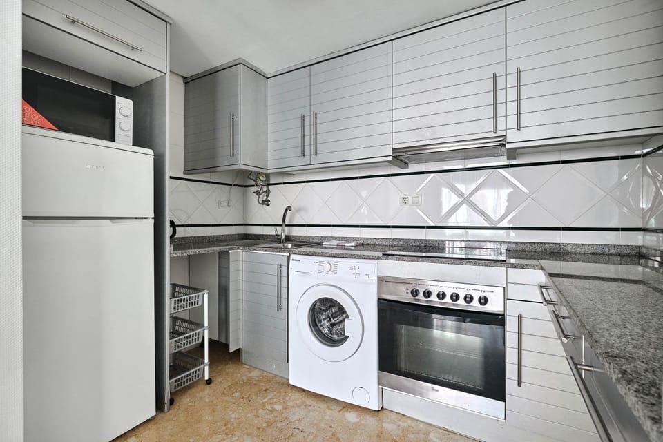 oven, kitchen