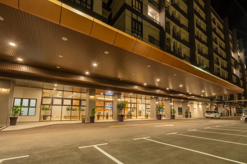 Lobby or reception, Parking