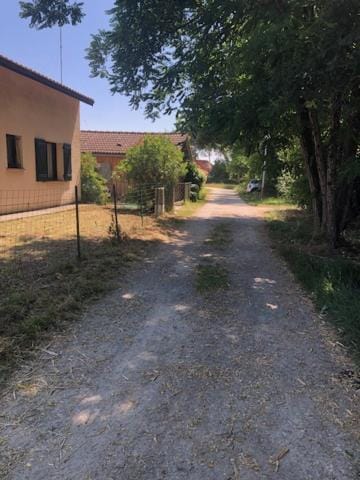 Neighbourhood