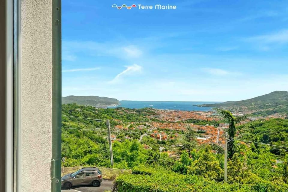 Reborn House, TerreMarine Apartment in La Spezia