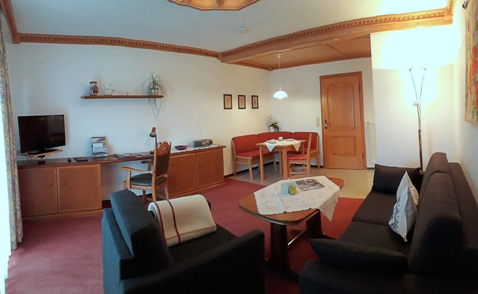 Gästehaus Bergfrieden, Ferienwohnung Andrea Apartment in Bavaria