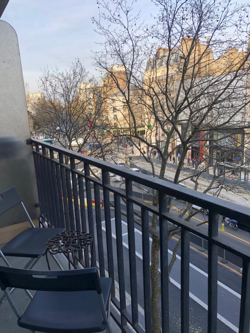 Beautiful studio next to metro Apartment in Paris