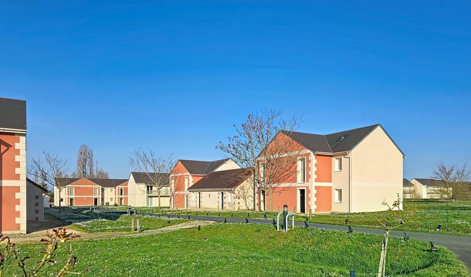 Property building, Garden