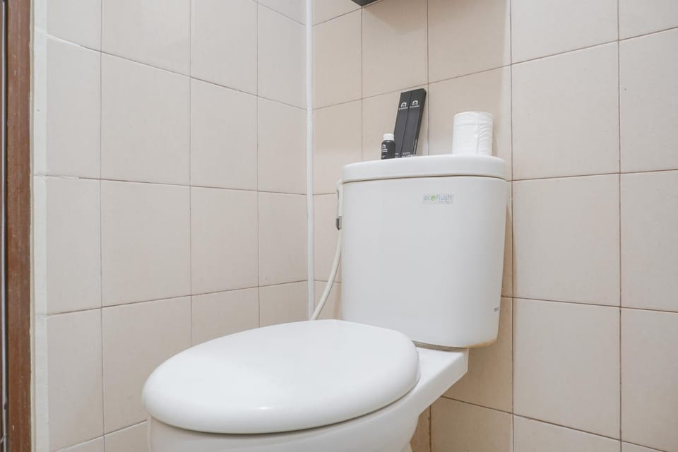 Toilet, Bathroom