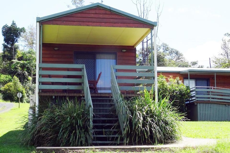 Mountain Edge Escape Apartment in Queensland