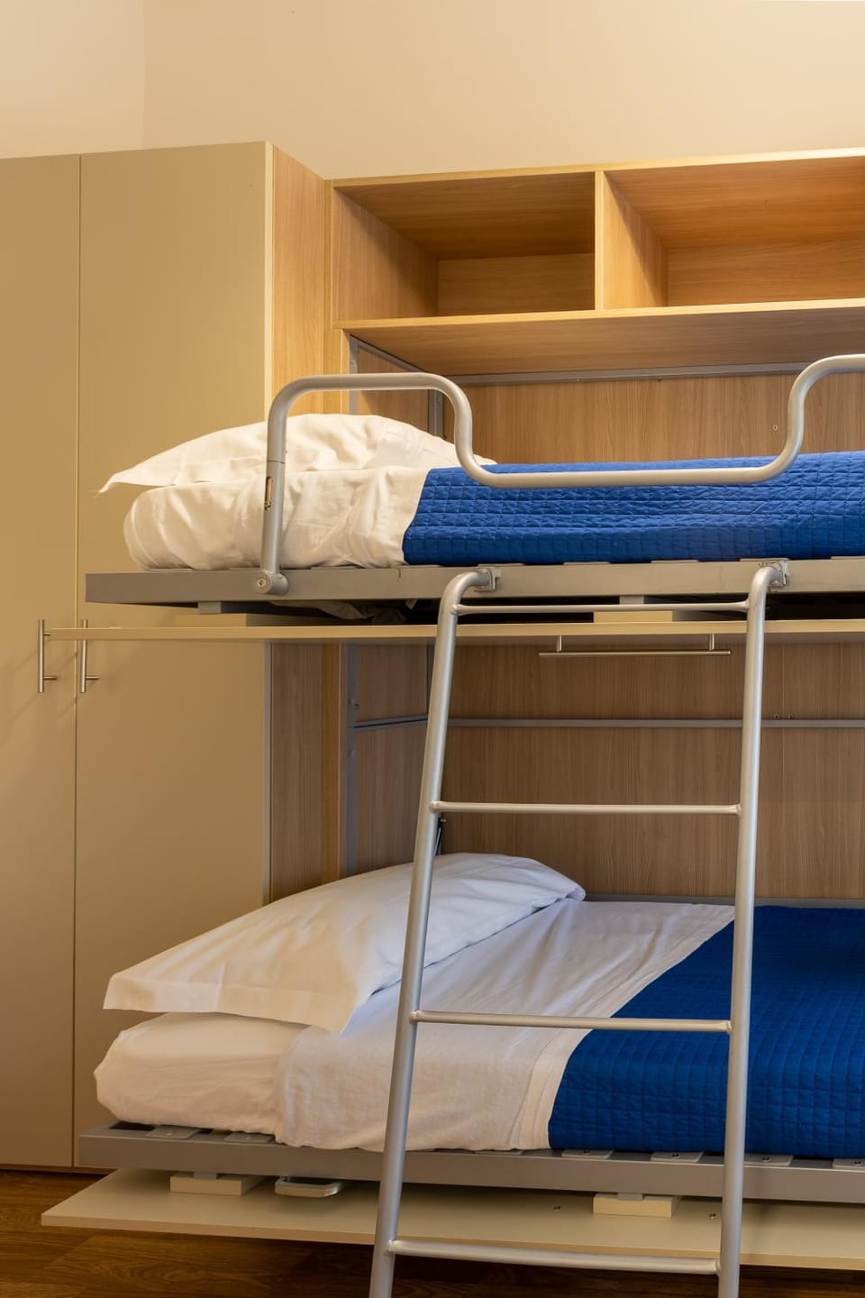 bunk bed