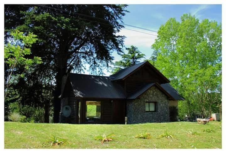 Cabaña Gertrudis House in Sierra de los Padres