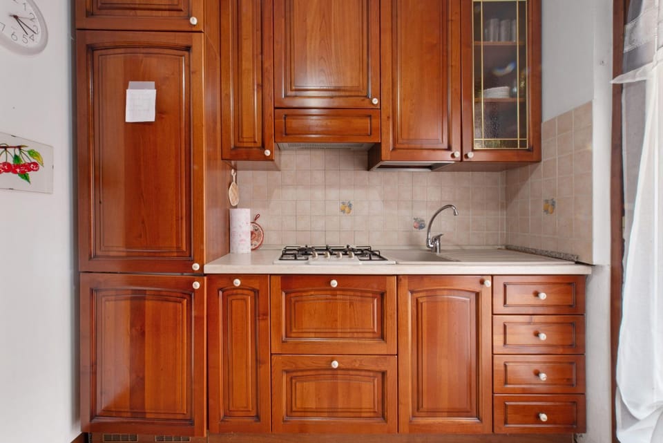 Kitchen or kitchenette, Living room