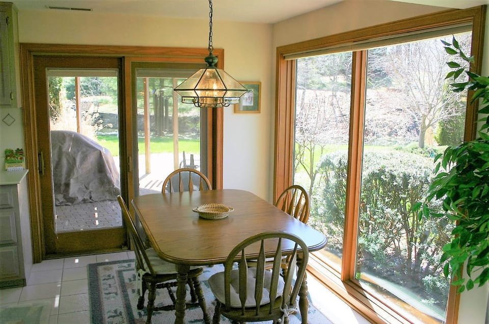 Patio, Dining area