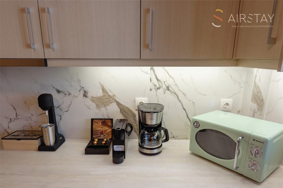 Coffee/tea facilities, kitchen