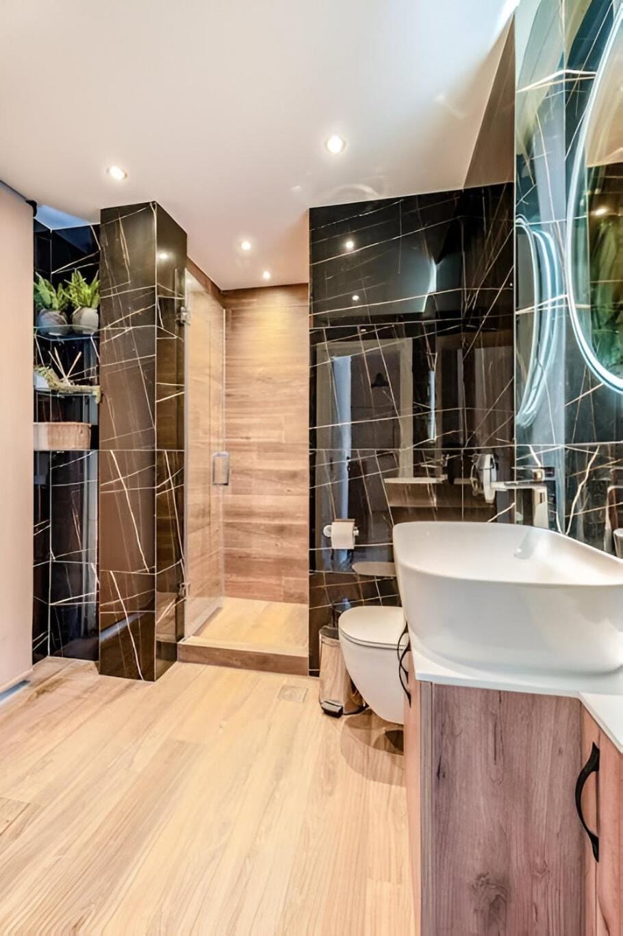 Shower, Toilet, Bathroom, hair dryier, internet, towels, towels, washing machine