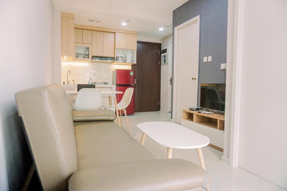 Comfort 1BR with Working Room at Daan Mogot City Apartment By Travelio Apartment in Jakarta