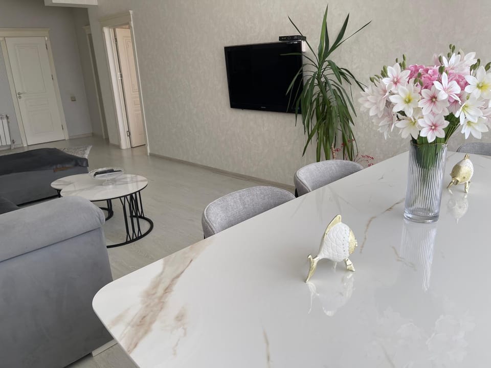 Lux Apartment Baku Apartment in Baku