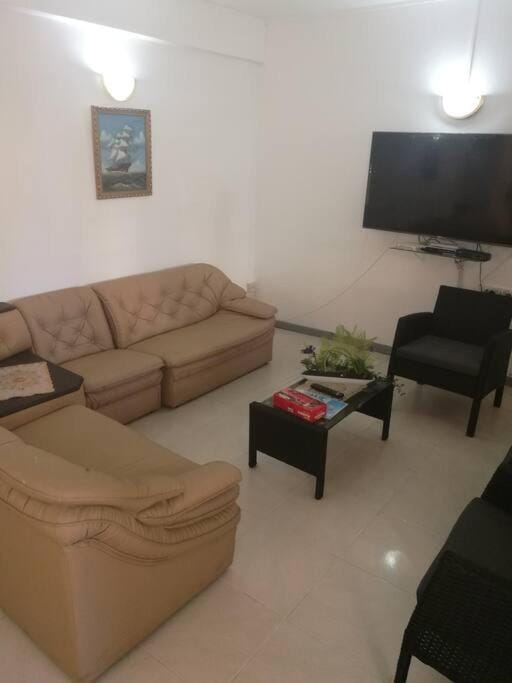Ideally Located, Fully Furnished, Air Cond Apartment In Flic En Flac !ONLY 5 mins walk to the beach Apartment in Flic en Flac