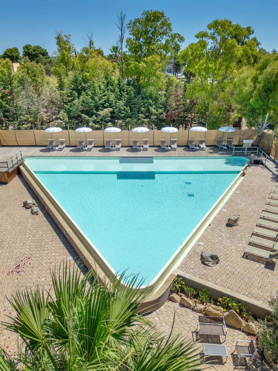 Swimming pool, Swimming pool, sunbed