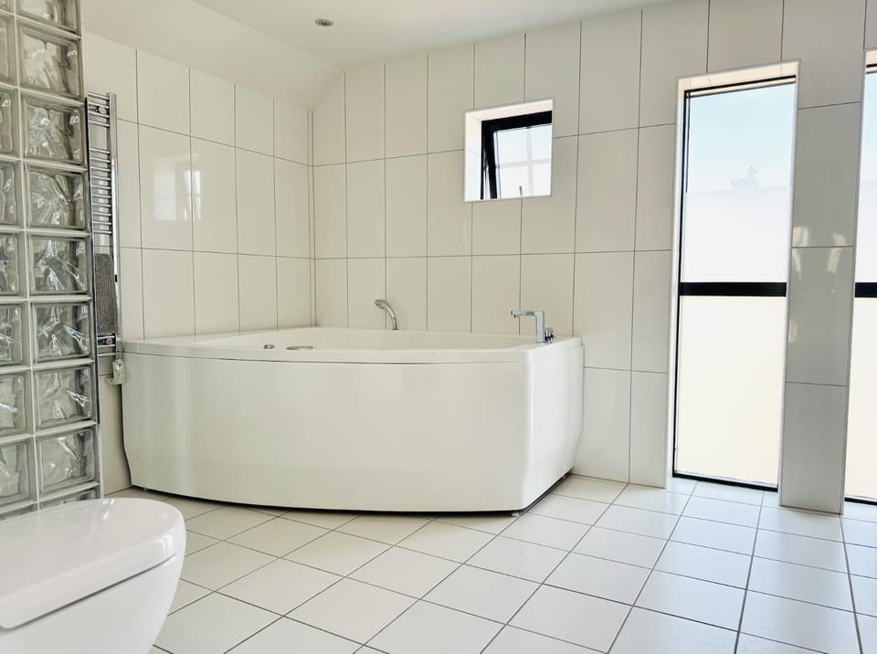Hot Tub, Bathroom, Bath