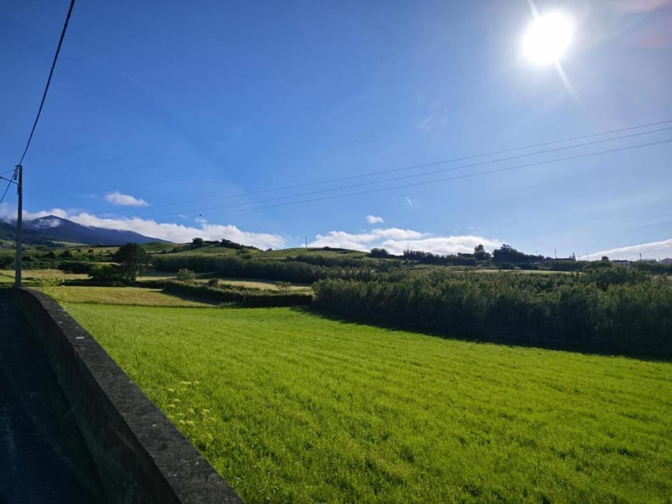 Day, Natural landscape, Landmark view, Landmark view, Mountain view, Street view