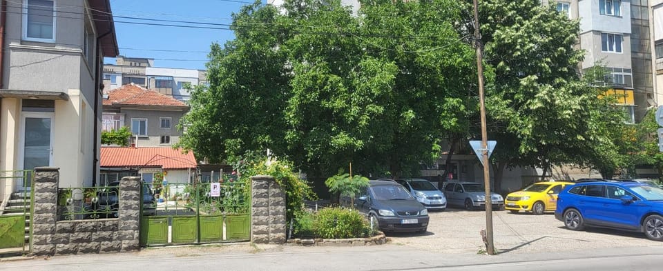 Day, Street view, Parking