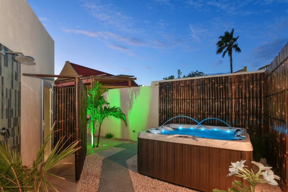 Shower, Hot Tub