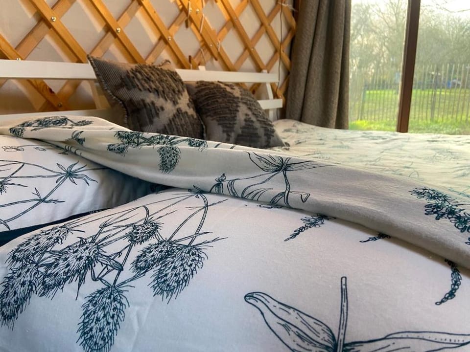 La yourte du verger d Hellebecq Luxury tent in Belgium